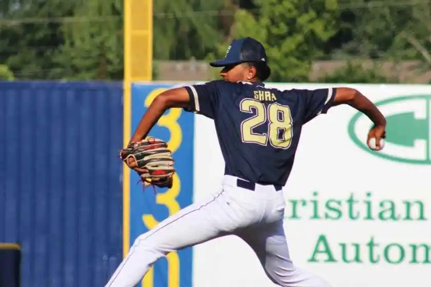 custom-fall-ball-uniforms